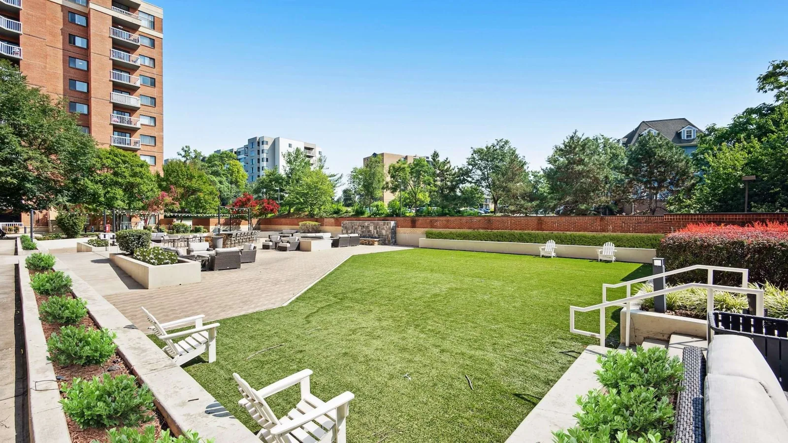 Commercial Roofing in Landmark / Van Dorn, Alexandria, VA
